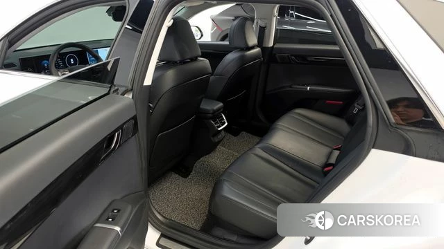 Hyundai Grandeur (GN7) 2023 Белый из Кореи, фото 2