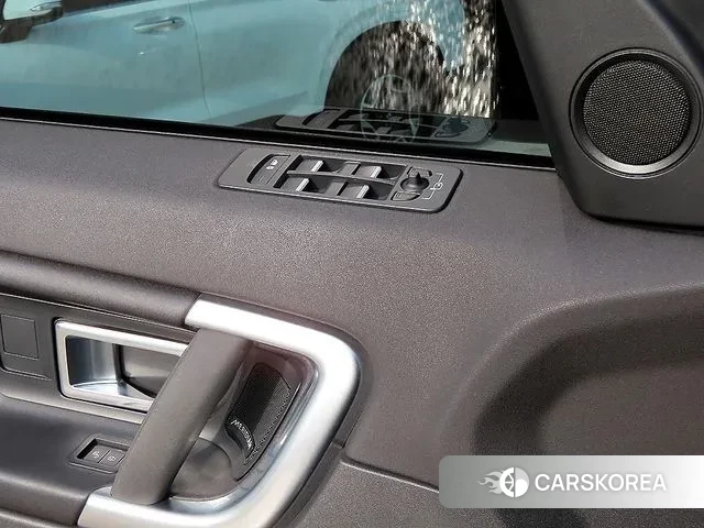 Land Rover Discovery Sports 2018 Серебряный из Кореи, фото 2