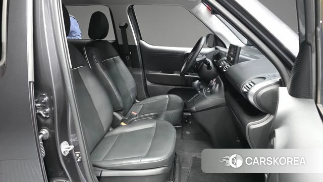 Hyundai Casper 2023 Серый из Кореи, фото 2