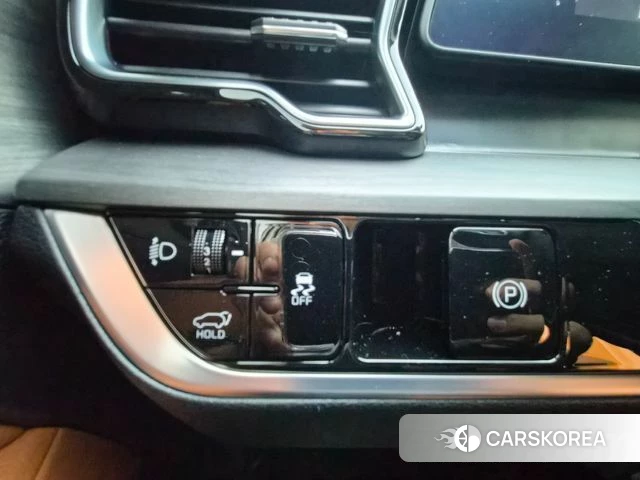 Kia Sportage 5th Generation 2024 Белый из Кореи, фото 2