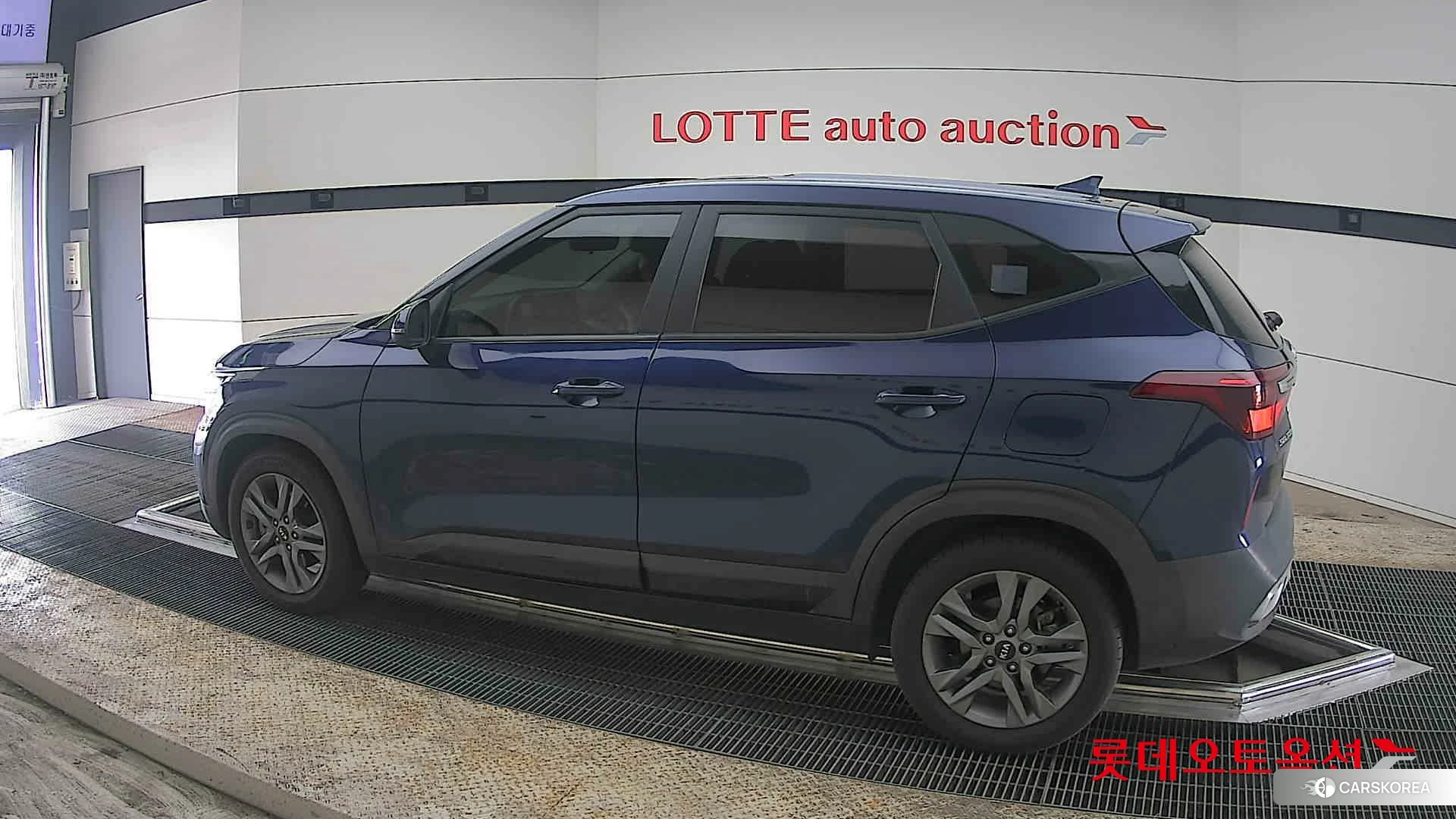 Kia Seltos 2022 Dark Ocean Blue из Кореи, фото 2