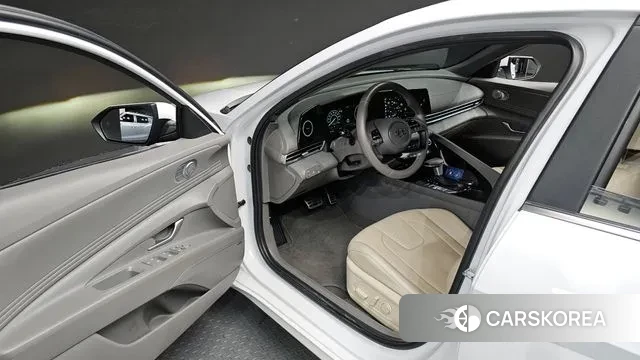 Hyundai Avante (CN7) 2022 Белый из Кореи, фото 2