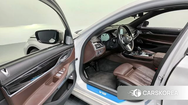 BMW 7 Series (G11) 2018 Белый из Кореи, фото 2