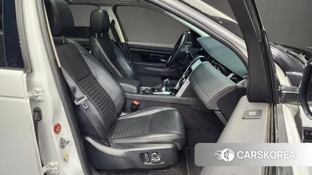 Land Rover Discovery Sports 2nd Generation 2021 Белый из Кореи, фото 2