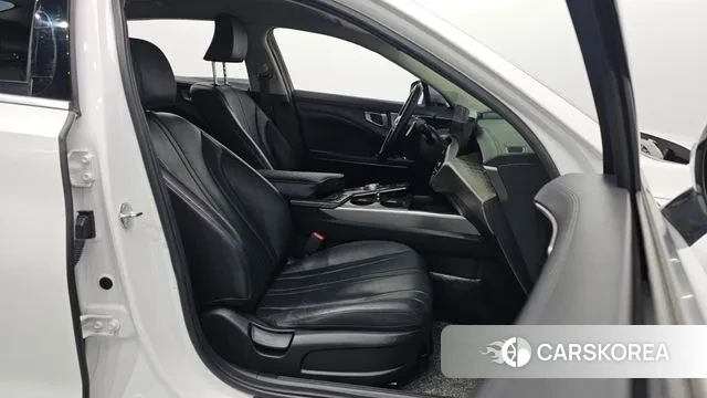 Kia K8 2023 Белый из Кореи, фото 2