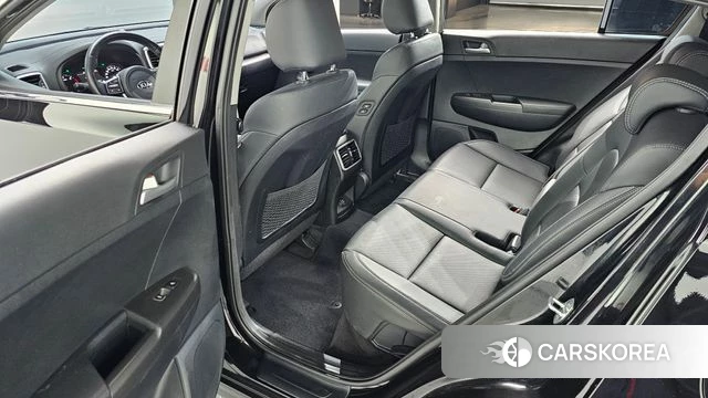 Kia Sportage The Bold 2021 Черный из Кореи, фото 2