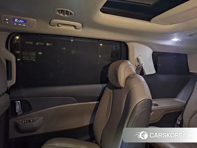Kia The New Carnival 4th Generation 2023 Серебряный из Кореи, фото 2