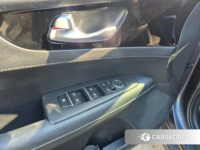 Kia The New K3 2nd generation 2023 Серый из Кореи, фото 2