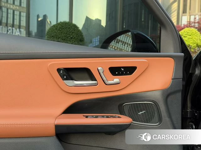Mercedes-Benz GLC 2025 Черный из Китая, фото 2