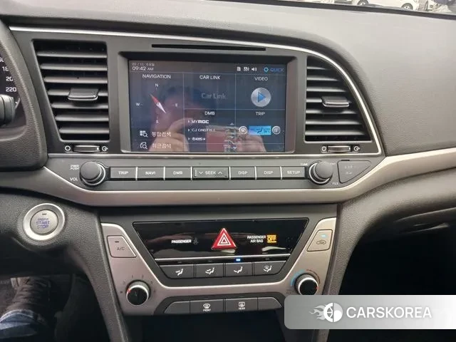 Hyundai Avante AD 2018 Белый из Кореи, фото 2