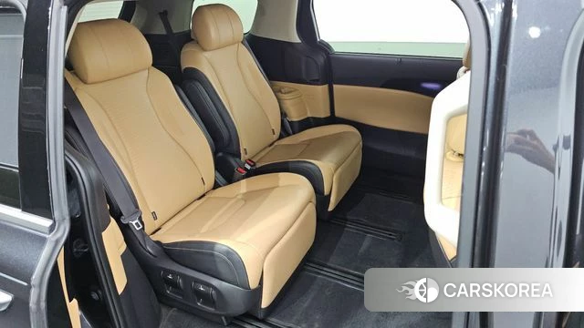 Kia Carnival 4th generation 2023 Серый из Кореи, фото 2