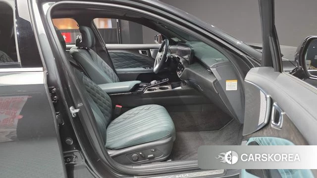 Kia K8 Hybrid 2024 Серый из Кореи, фото 2