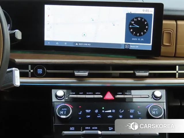 Hyundai Santa Fe (MX5) 2024 Белый из Кореи, фото 2