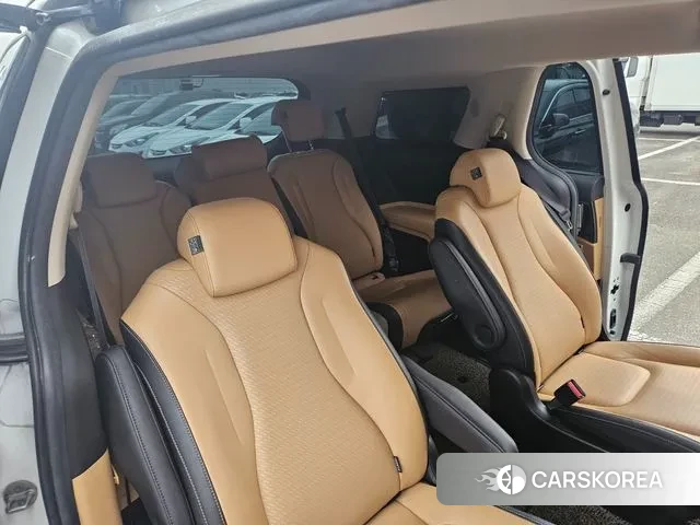 Kia Carnival 4th generation 2020 Белый из Кореи, фото 2