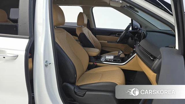 Kia Carnival 4th generation 2022 Белый из Кореи, фото 2