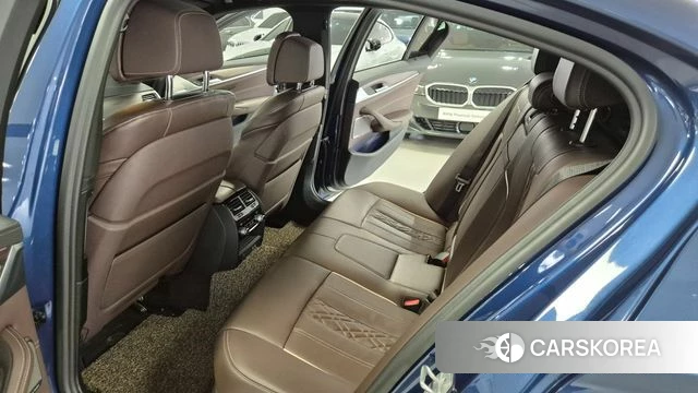 BMW 5 Series (G30) 2020 Синий из Кореи, фото 2