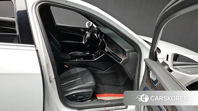 Audi A6 (C8) id 3214587 из Кореи 2