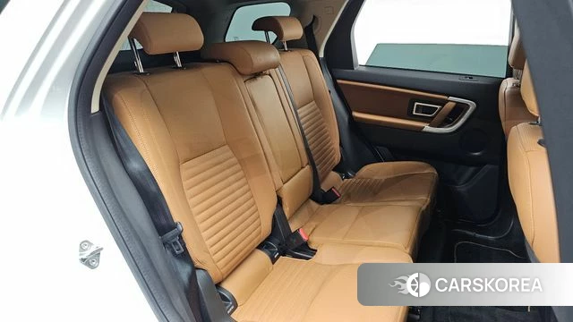 Land Rover Discovery Sports 2018 Белый из Кореи, фото 2