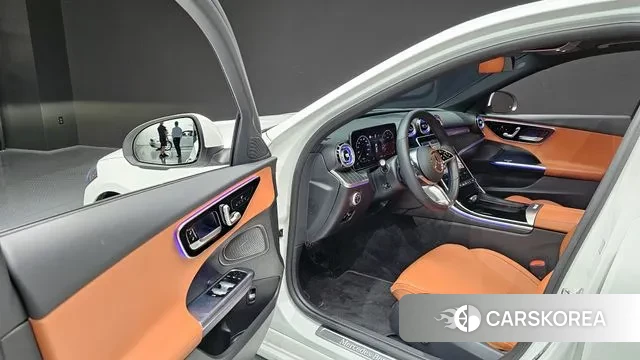 Mercedes-Benz C-Class W206 2023 Белый из Кореи, фото 2