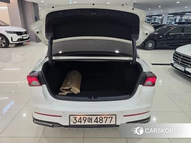 Kia K5 3rd generation 2021 Белый из Кореи, фото 2