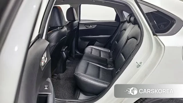 Kia Come New K3 2021 Белый из Кореи, фото 2