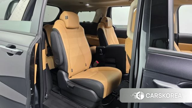 Kia Carnival 4th generation 2023 Серый из Кореи, фото 2