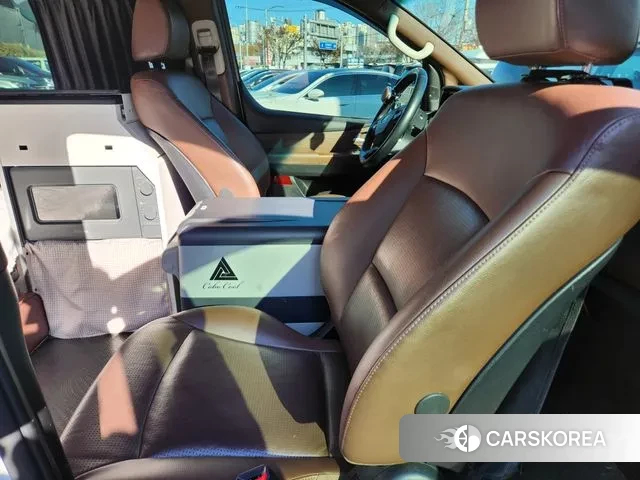 Hyundai The New Grand Starex 2020 Белый двухцветный из Кореи, фото 2