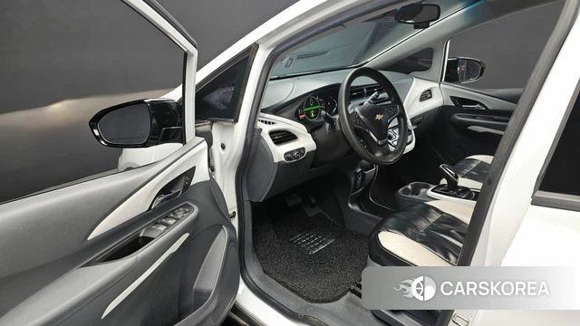 Chevrolet (GM Daewoo) Bolt EV 2018 Белый из Кореи, фото 2