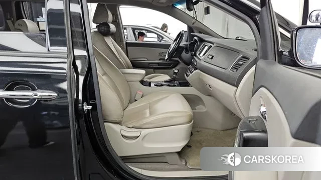 Kia The New Carnival 2018 Черный из Кореи, фото 2
