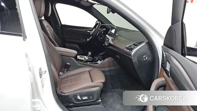 BMW X4 (G02) 2023 Белый из Кореи, фото 2