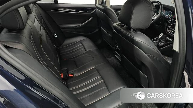 BMW 5 Series (G30) 2018 Синий из Кореи, фото 2