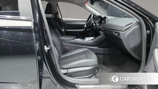 Hyundai Sonata (DN8) 2021 Черный из Кореи, фото 2