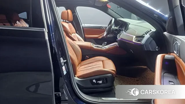 BMW X6 (G06) 2022 Черный из Кореи, фото 2