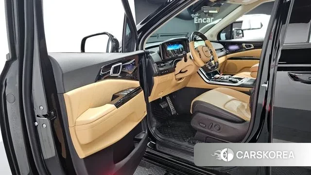 Kia Carnival 4th generation 2023 Черный из Кореи, фото 2