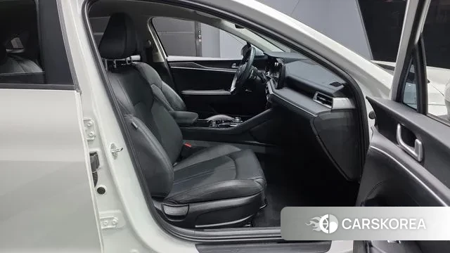 Kia K5 3rd generation 2020 Белый из Кореи, фото 2