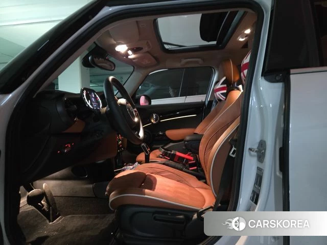 Mini Cooper S 2024 Белый из Кореи, фото 2