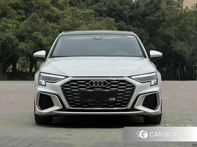 Audi A3 2021 Белый из Китая, фото 2