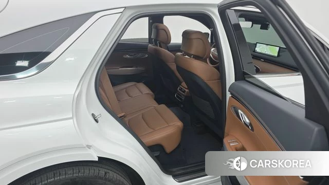 Genesis GV70 2022 Белый из Кореи, фото 2