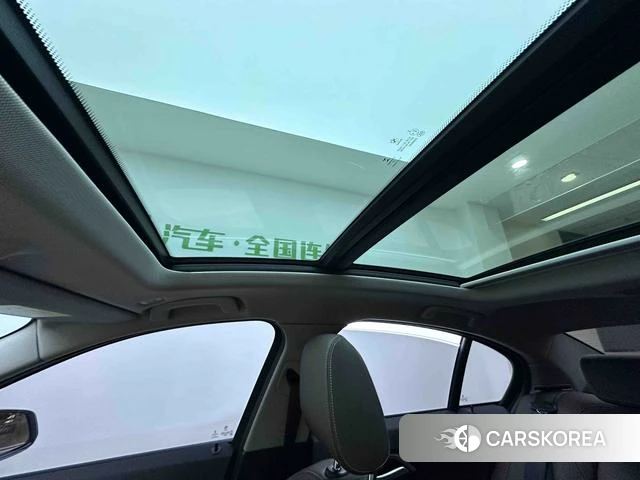 BMW 1 series 2022 Белый из Китая, фото 2