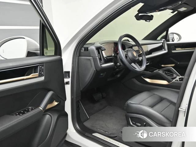 Porsche Cayenne (PO536) 2024 Серебристо-серый из Кореи, фото 2