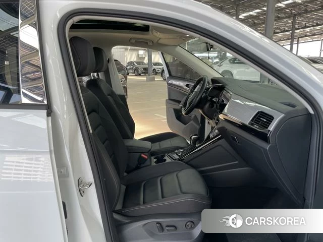 Volkswagen Tanyue 2022 Белый из Китая, фото 2