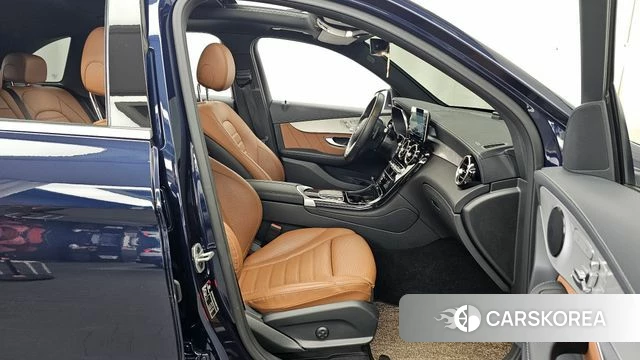 Mercedes-Benz GLC-Class X253 2022 Синий из Кореи, фото 2