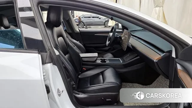 Tesla Model 3 2022 Белый из Кореи, фото 2