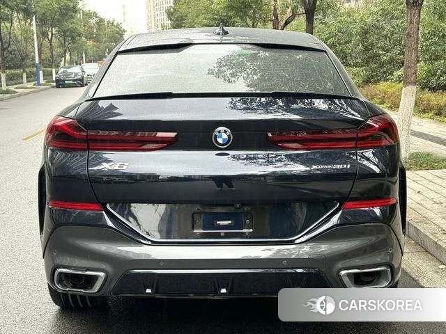 BMW X6 2021 Черный из Китая, фото 2