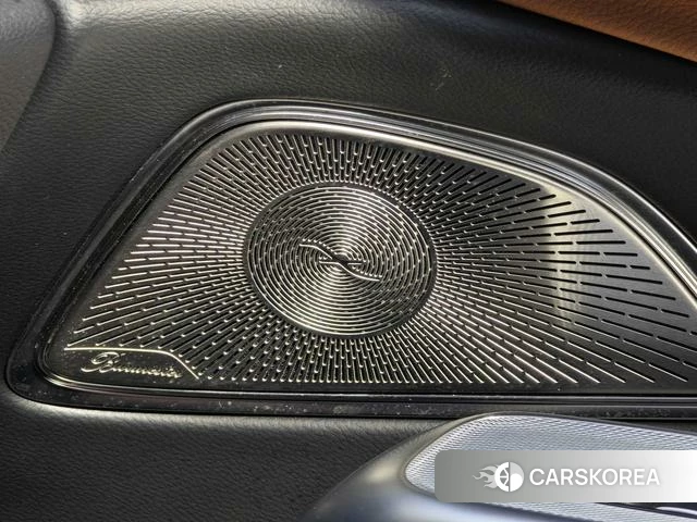 Mercedes-Benz E-class 2025 Черный из Китая, фото 2