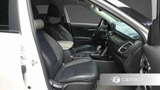 Kia Seltos 2020 Белый из Кореи, фото 2