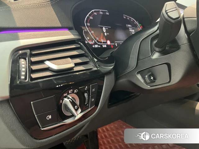 BMW 5 series 2024 Черный из Китая, фото 2