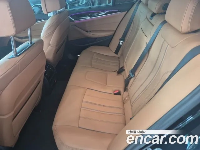 BMW 5 Series (G30) 2023 Черный из Кореи, фото 2