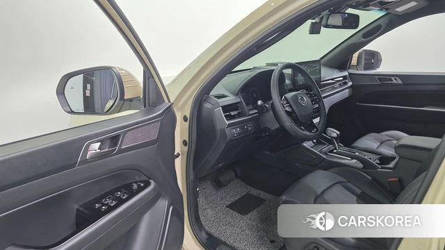 Ssangyong The New Rexton Sport 2023 Жемчужный цвет из Кореи, фото 2