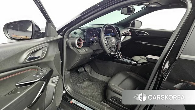 Chevrolet (GM Daewoo) Trax Crossover 2025 Черный из Кореи, фото 2